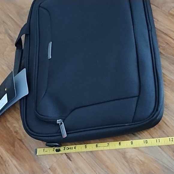 Samsonite Laptop Shuttle 15" NWT - Picture 9 of 10